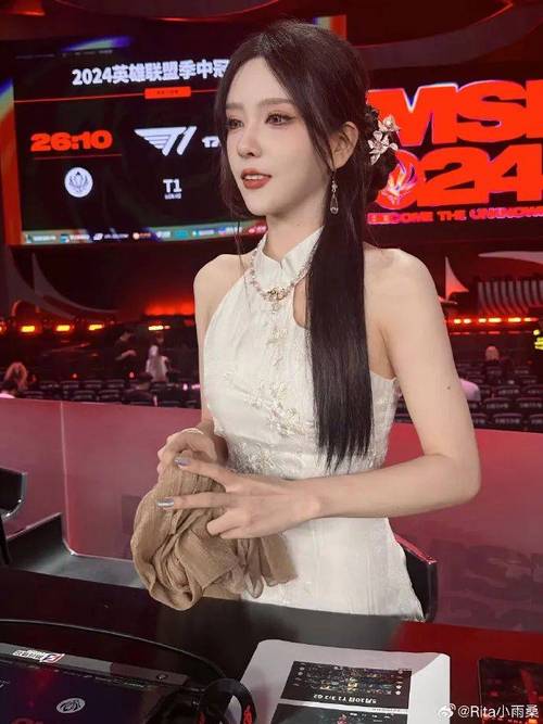 盘点LOL身材姣好技术棒的那些美女大神