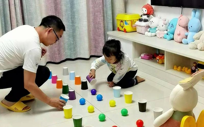 幼儿室内徒手游戏大全规则和玩法