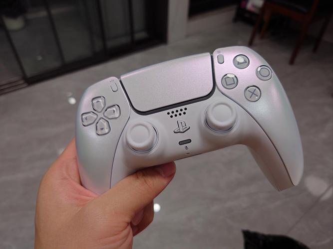 18年的PS4原装手柄是第几代